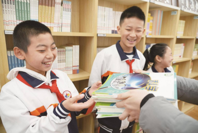 鼓舞孩子提早联系同学和老师共享见闻和新鲜事彼此关怀 鼓舞孩子提早联系同学和老师共享见闻和新鲜事彼此关怀